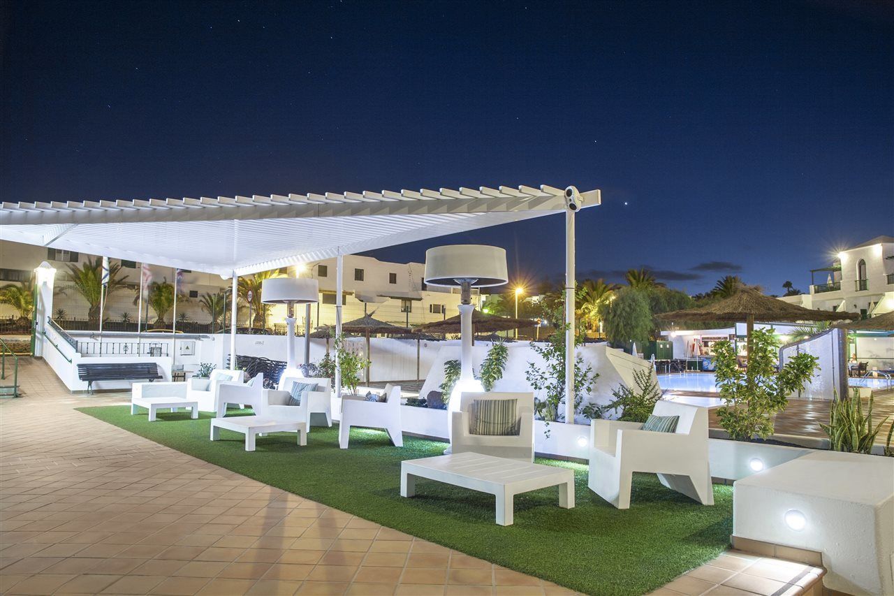 Апарт отель Club Del Carmen Пуэрто дель Кармен Экстерьер фото